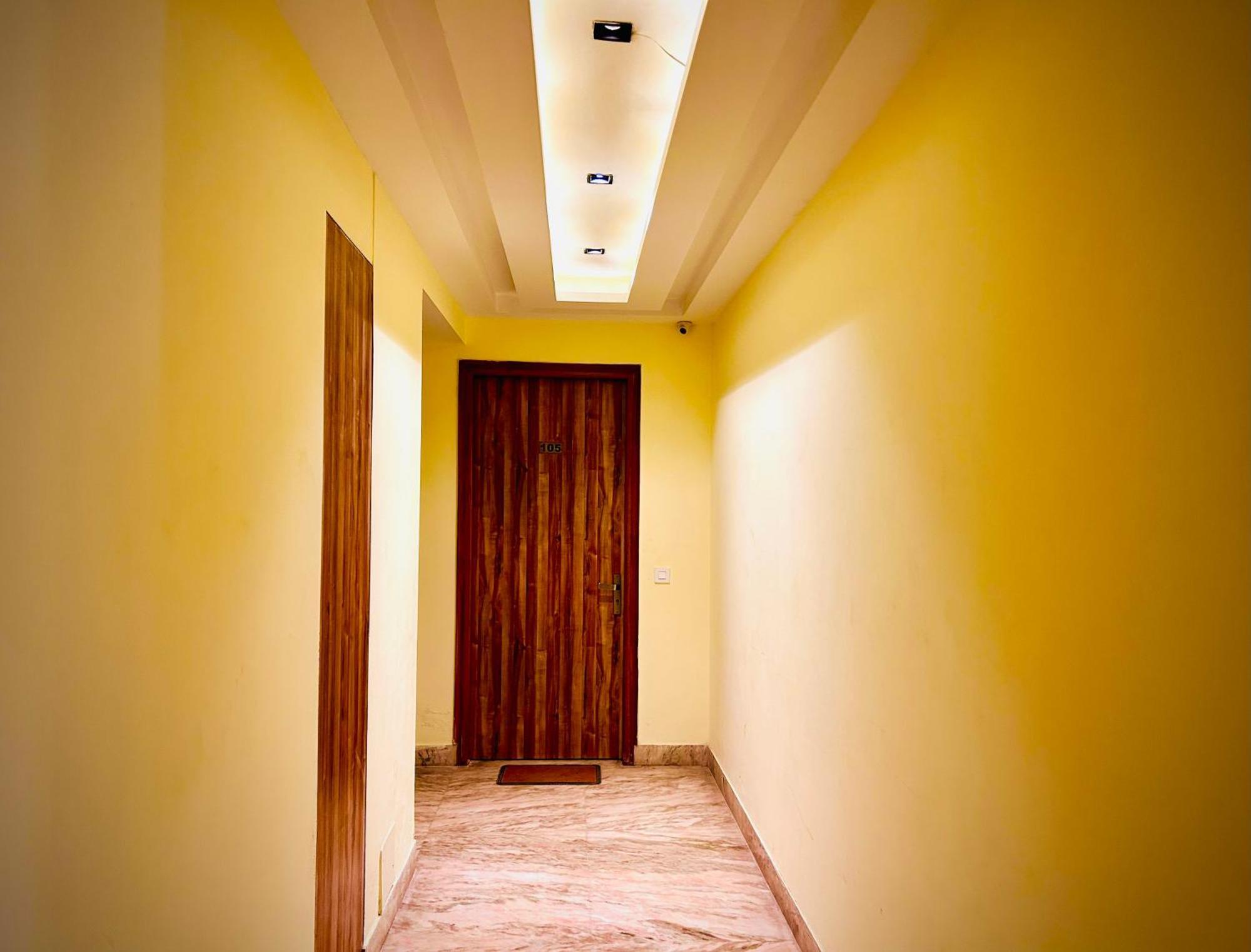Hotel Royal Paradise By Kdson Új-Delhi Kültér fotó
